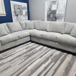 New Flavor!! Limited Edition! 🚨 Brand New Byers Market Ghost Grey Full Length Mink 2pc Sectionals