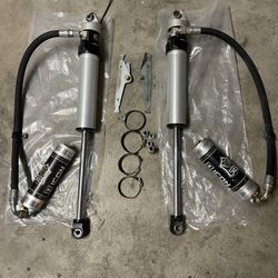 2018-2024 Jeep Wrangler JL Front Icon Reservoir Shocks 