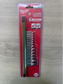 Milwaukee 1/4 in. and 3/8 in. Drive Torx Bit Socket Set (13-Piece)