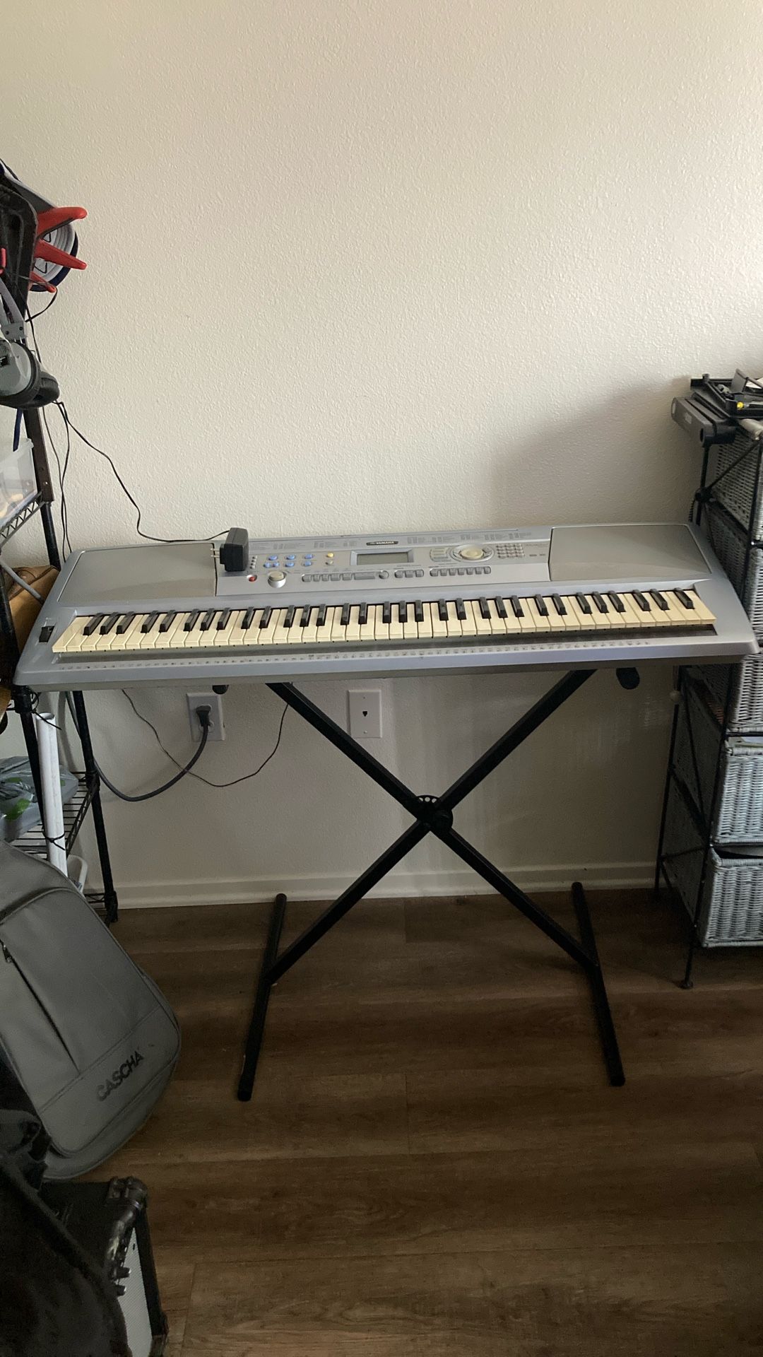 Yamaha Portable Grand DGX202 Keyboard