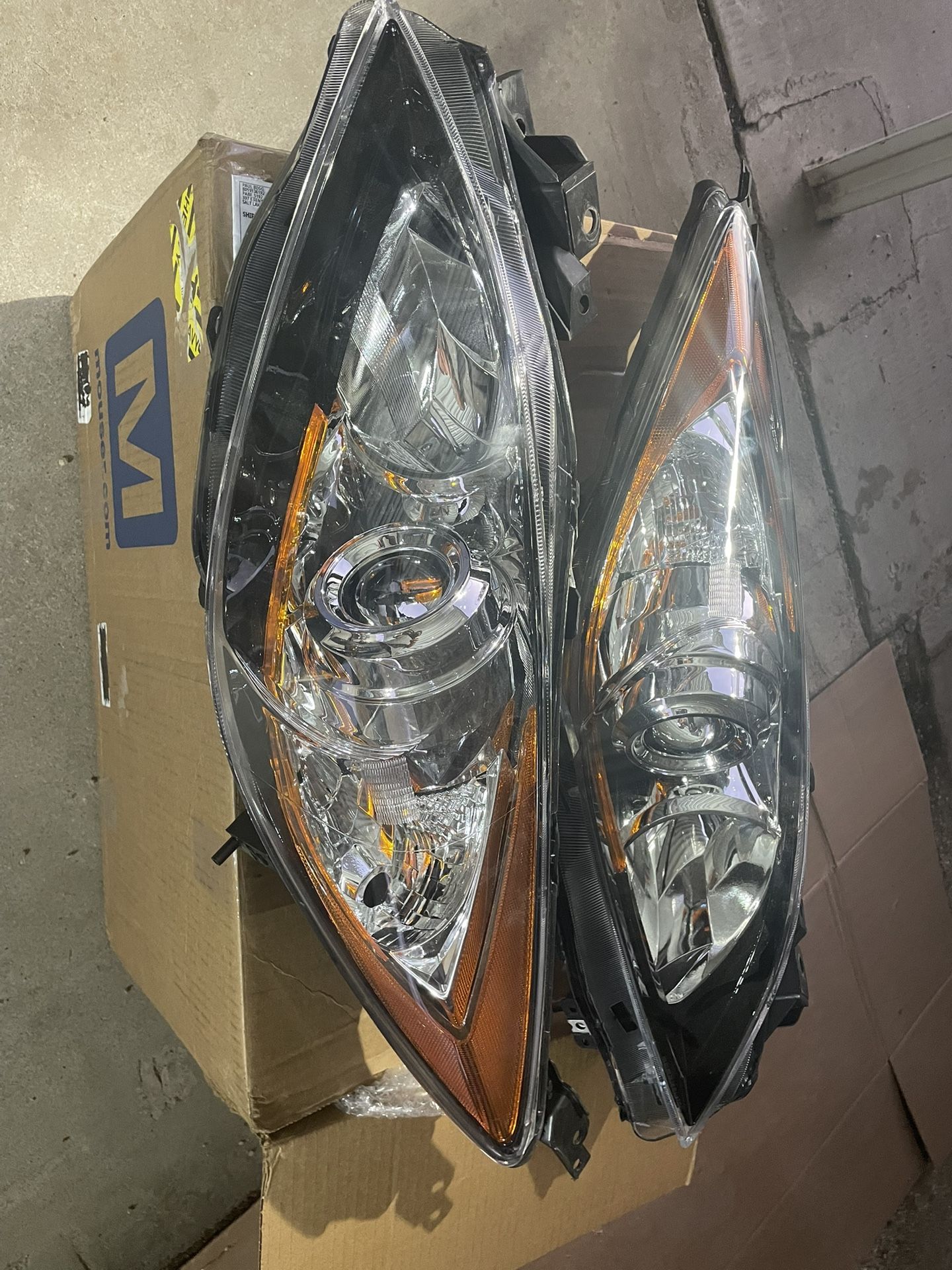 Mazda 3 Hatchback Headlights
