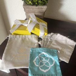 Kendra Scott Gift Boxes & Jewelry Bags