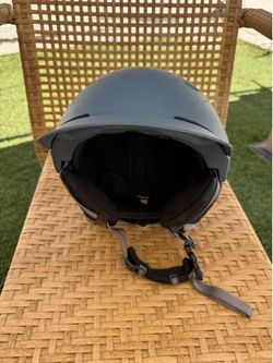 Smith ski/snowboard helmet