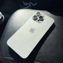 iPhone 15 pro max 1tb Unlocked