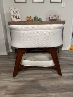TruBliss Evi Smart Bassinet