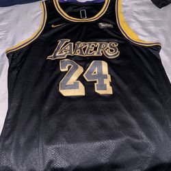 Kobe Bryant “SwingMan” Jersey 