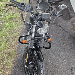 2018 Harley davidson 883 sporster