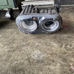 2015 2022 dodge challenger passenger right headlight 