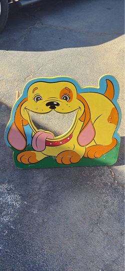 Wooden Dog Carnival Face Cutout Board