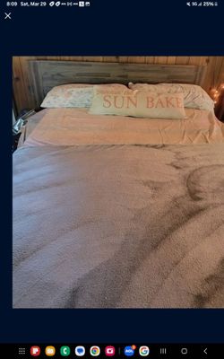 King Size Platform Bed 