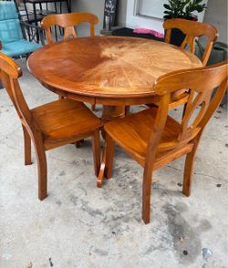 Mesa para comedor madera pura