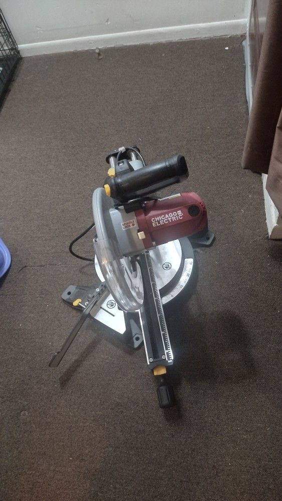 Chicago Electric Slider Miter Saw