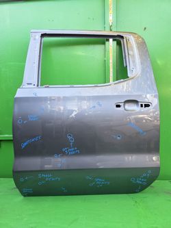 SILVERADO 2019 2020 2021 2022 2023 2024 2025 DRIVER DOOR OEM