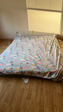 Medium firm Queen size mattress