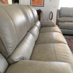 Bassett Leather Power Reclining Sofa 