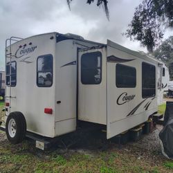 2011 Keystone Cougar