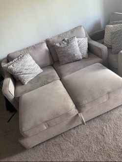 Love seat and matching chair (not exposed to pets)