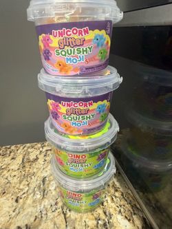 Squishy moji bucket