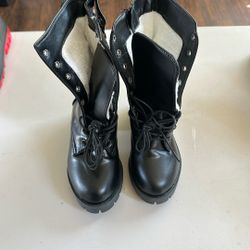 Women’s Boots 