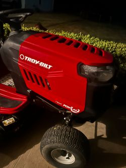 Troy bilt lawn tractor