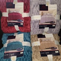King Size Blankets $25