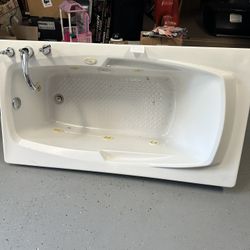 Jacuzzi Tub