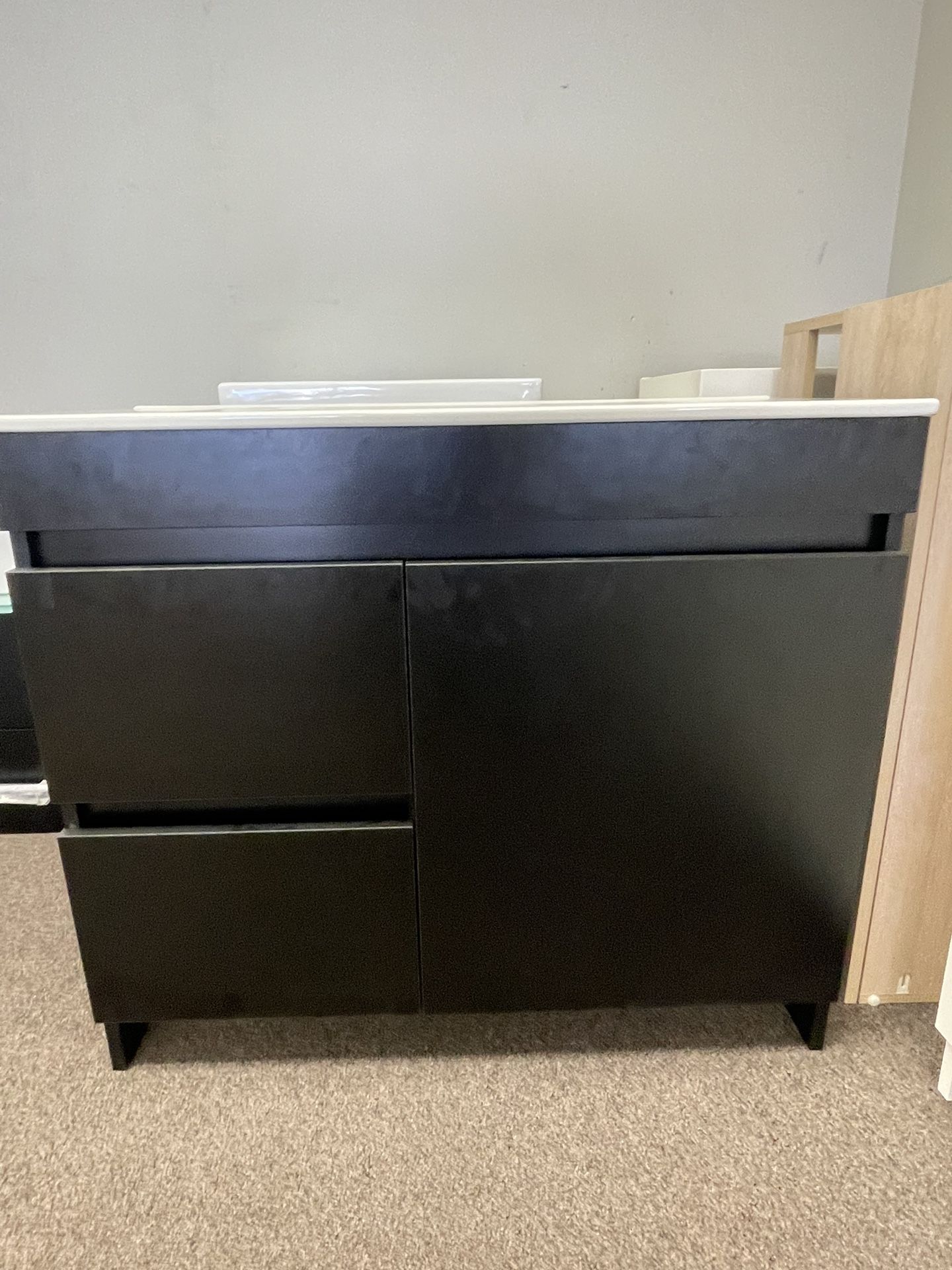 New 40” Modern Bathroom Vanity