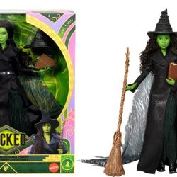Universal Pictures’ Wicked: For Good Deluxe Elphaba Doll with Movie-Inspired Outfit & 4 Accessories
