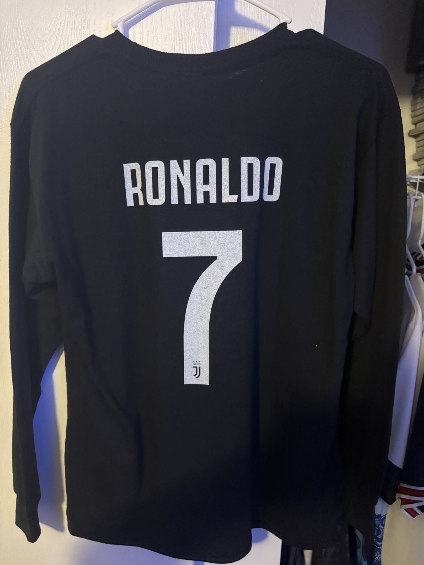Ronaldo Jersey/shirt ( Men’s Small )