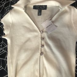 forever 21 white top with hello kitty buttons