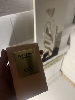 Burberry Goddess Perfume