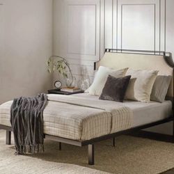 New Queen Size Modern Upholstered Platform Bed