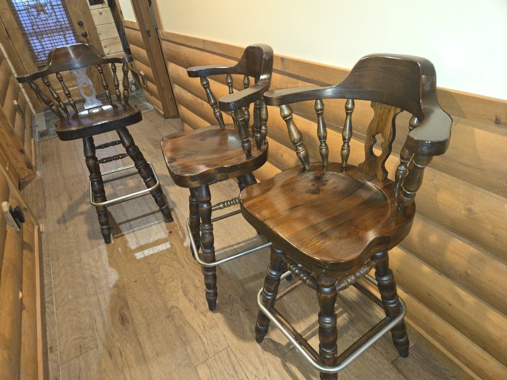 Bar Stools 