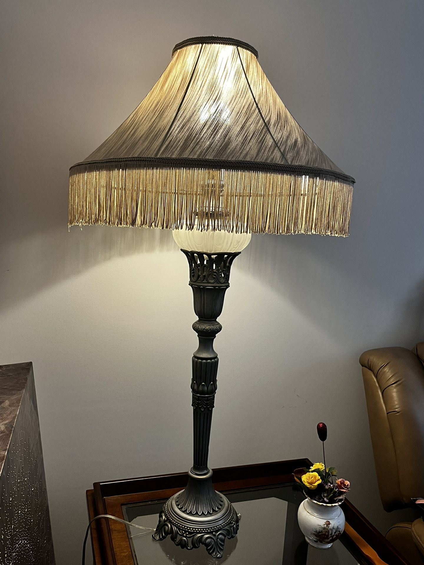 Nice Antique Bronze Lamp