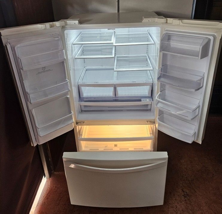 ✨️🔆"Kenmore"  French Doors Fridge Cooling perfectly fine🔆✨️
