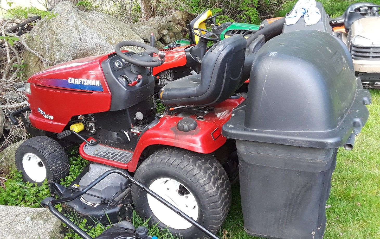 Craftsman DGT6000 Garden Tractor 54 Inch Deck and Triple Bagger for