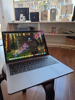 Macbook pro 2019. 13inch