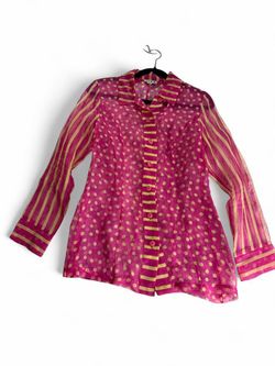 Women’s Zion vibrant pink button-up blouse  size 4