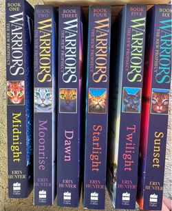 Warrior Cats series by Erin Hunter (12 books)