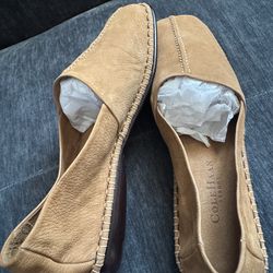 Brand New Leather ColeHaan Resort women’s Shoes. Size 9B. $45 Cash