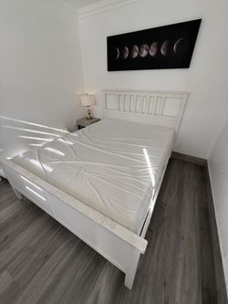 Bed And Mattress (2)