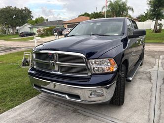 Ram 1500 Crew Cab Pickup Truck