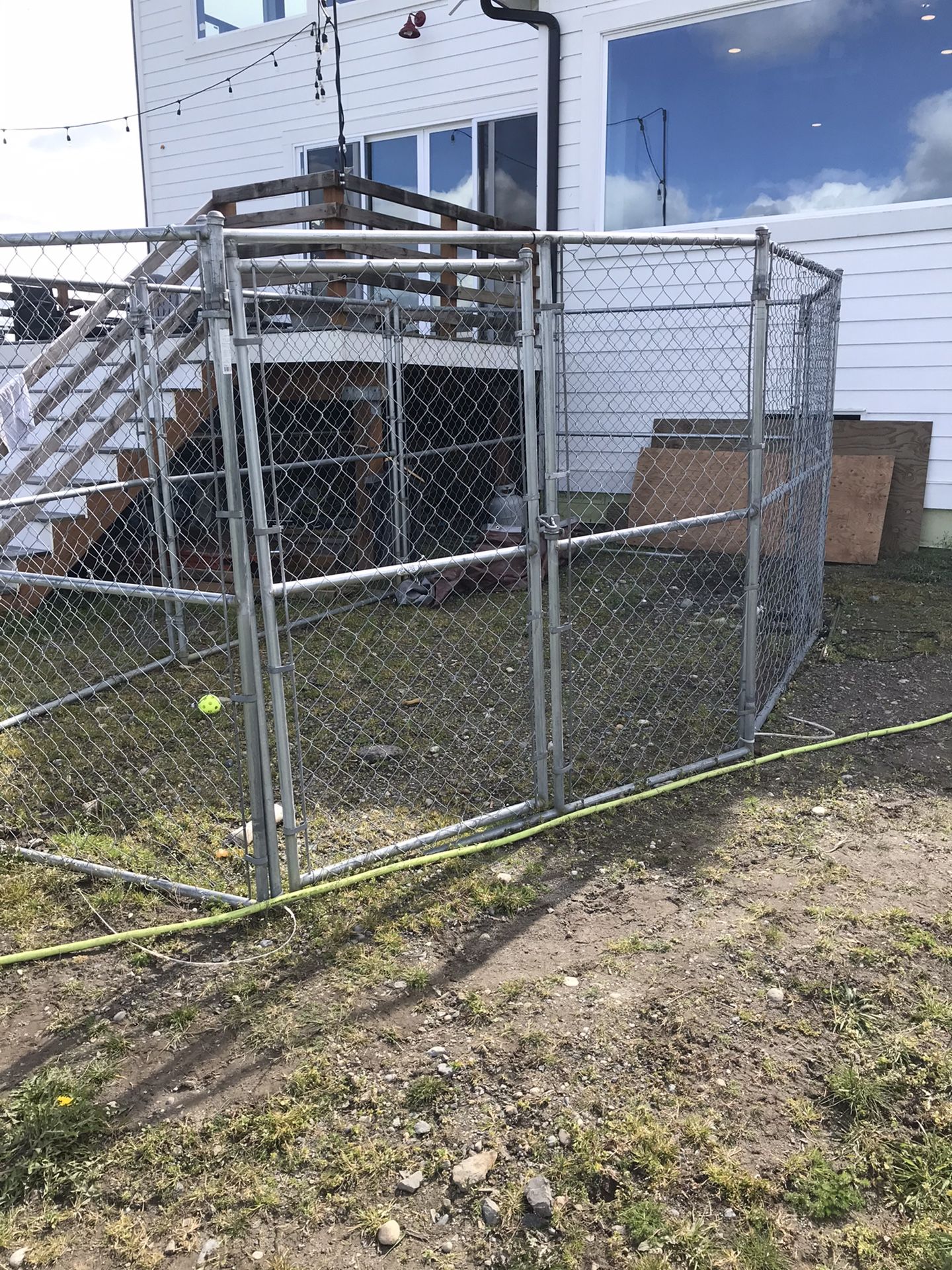 Chain link 48 ft kennel dog run 6’ high for Sale in Snohomish, WA OfferUp