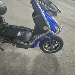 Fly 3 Moped Blue 