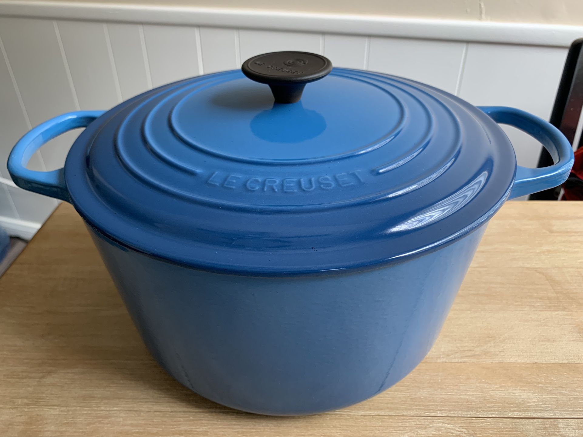Le Creuset Deep Dutch Oven for Sale in San Diego, CA - OfferUp