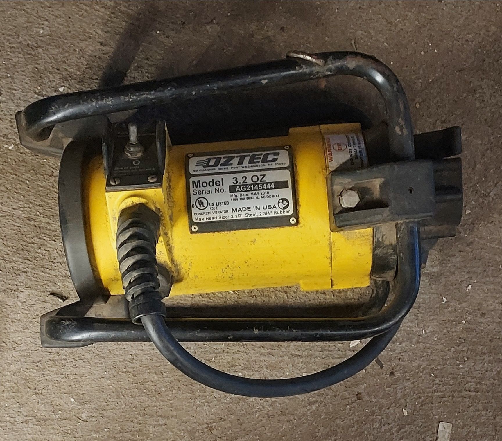 OZTEC 3.5OZ Concrete Vibrator