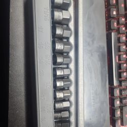 Snap On 13 pc 3/8" Drive Hex Head Fastener Extractor Set (1/4-3/4") Missing 1