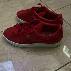 Red Puma Suedes