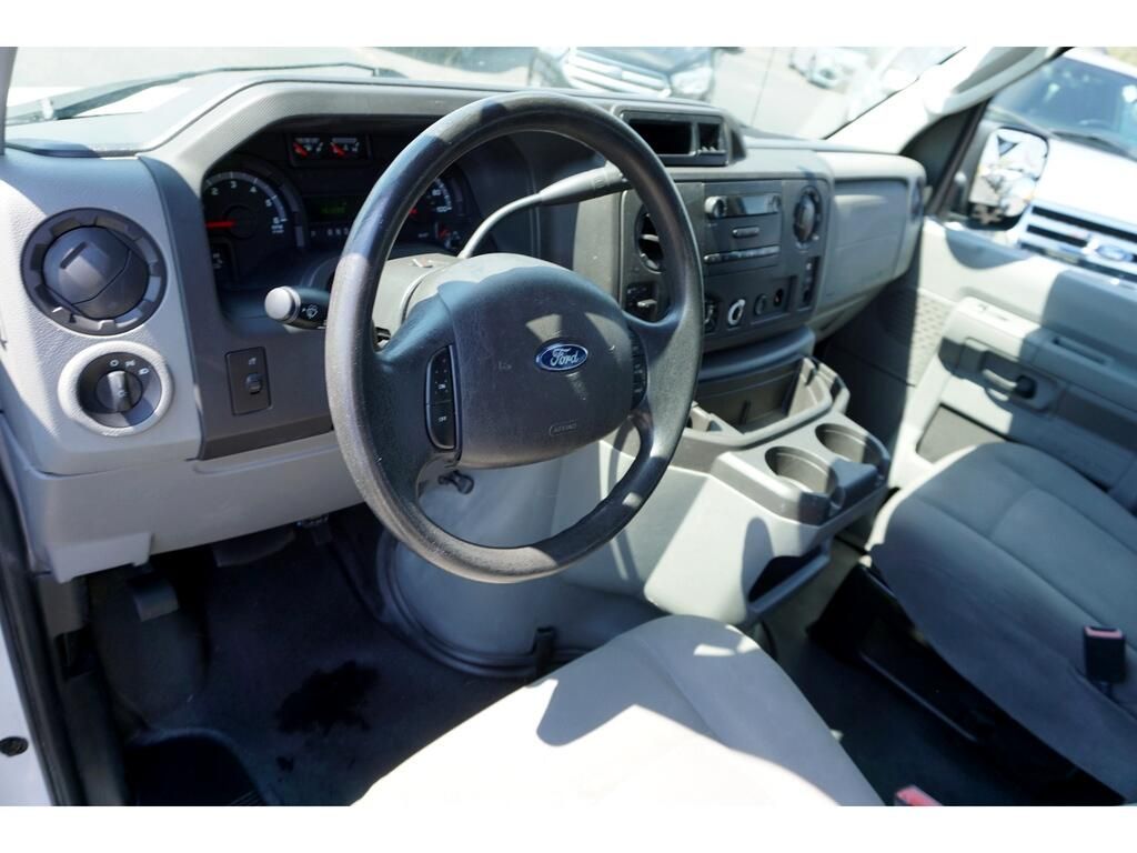 2014 Ford Econoline