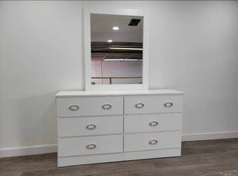 Dresser Whit Mirror.  Modern Stylish For Your Home! - Cómoda Con Espejo ¡ Estilo Moderno Para su hogar !